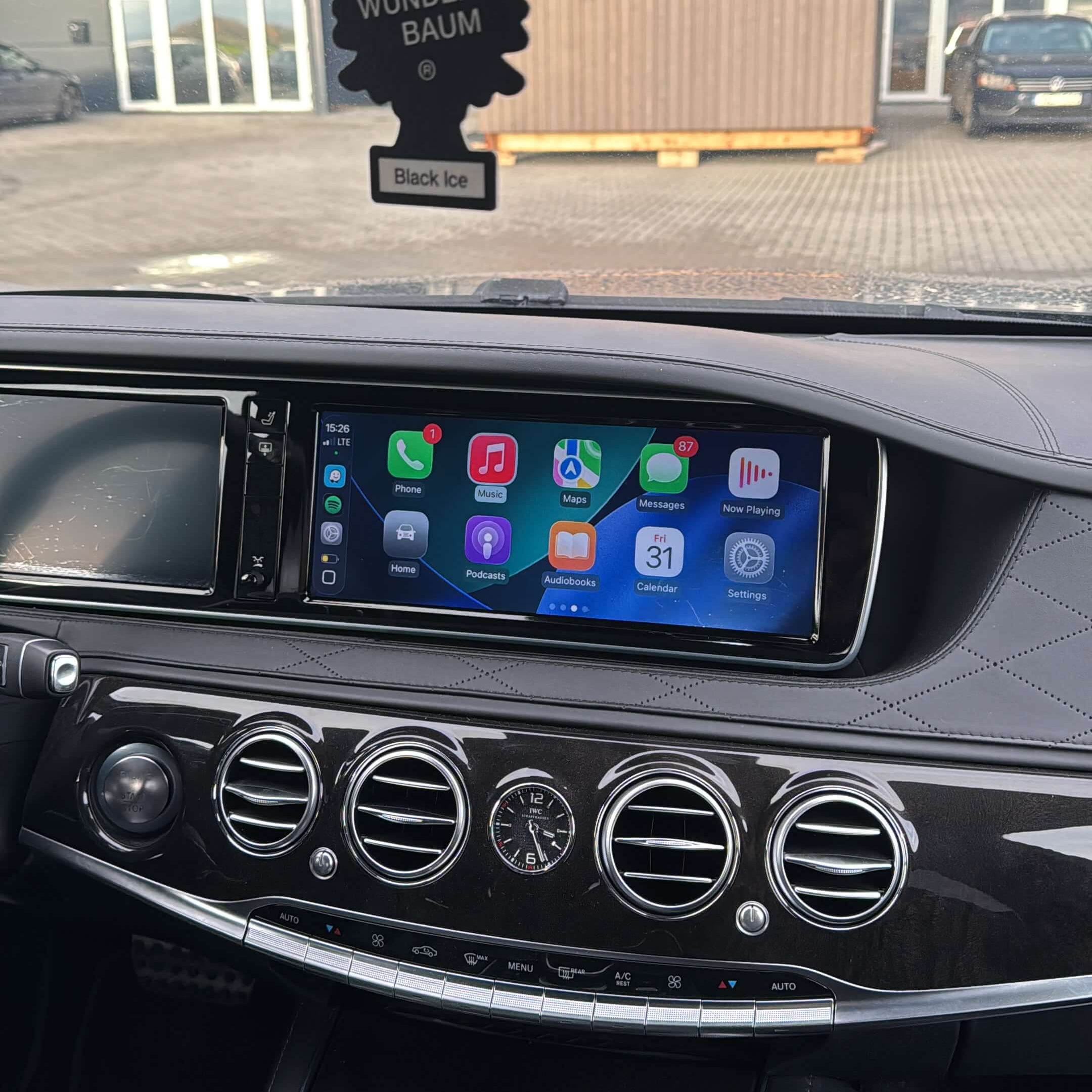 Mercedes-Benz Wireless CarPlay & Android Auto integration module